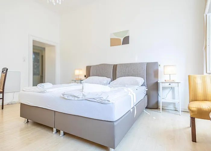 Charming 1br Near Wiener Stadthalle Appartement *